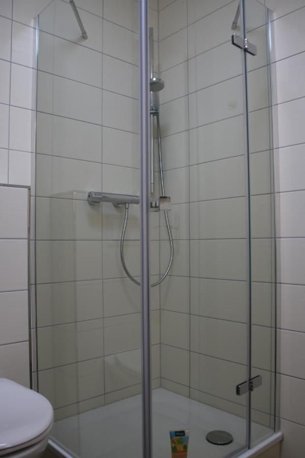 Ferienwohnung Boddenkieker Bis 4 Personen, Sagard-Neddesitz, 70M2 Buitenkant foto